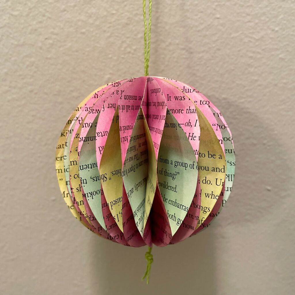 EM_GlobesFoldedAtlas&BookPages_Ornament_1024px-sq-4