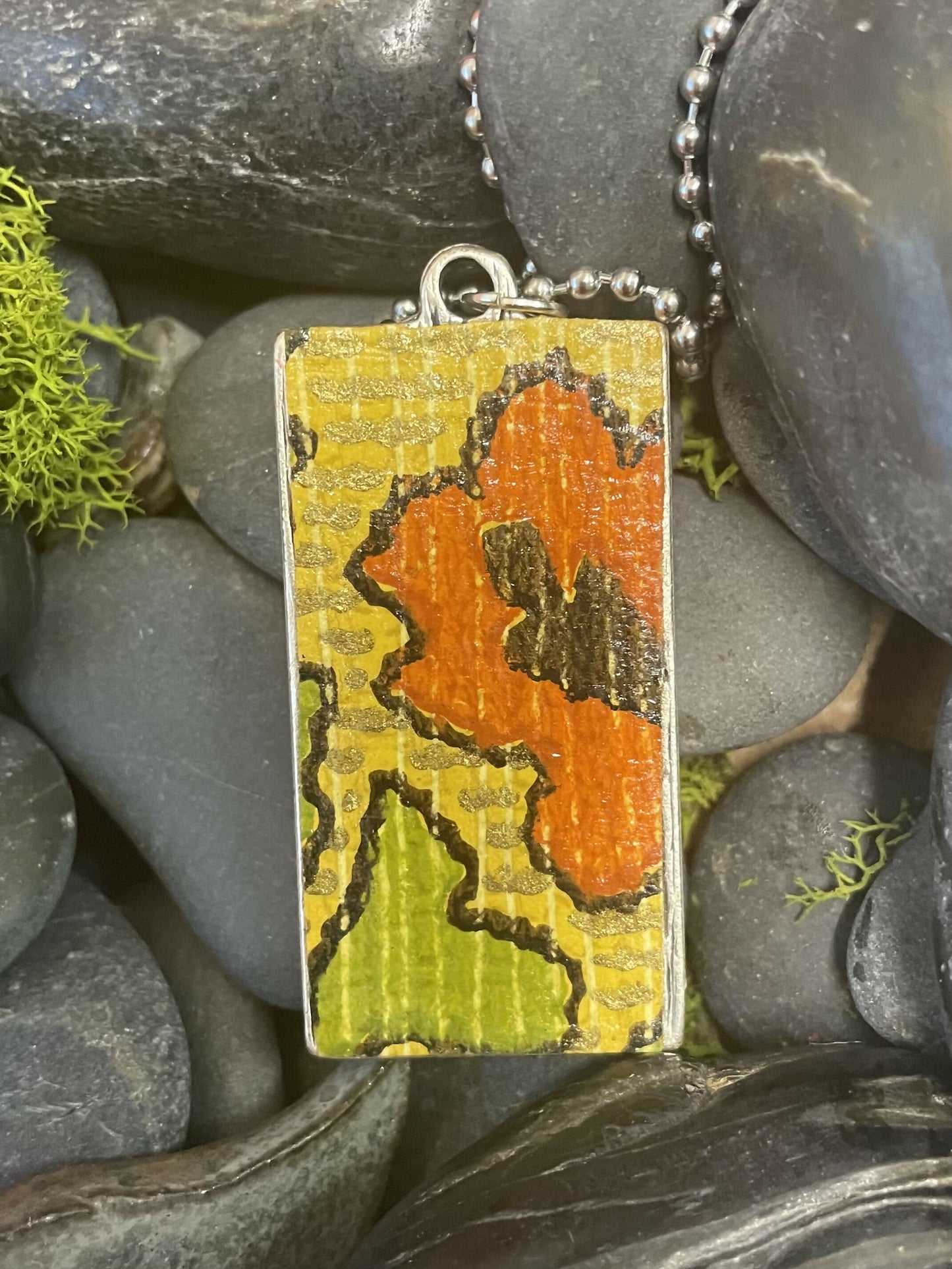 Contemporary flower landscape pendant