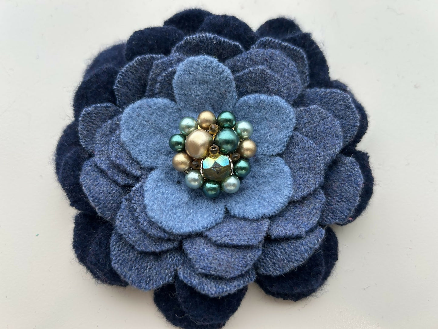 Flower Pin - Wool Brooch