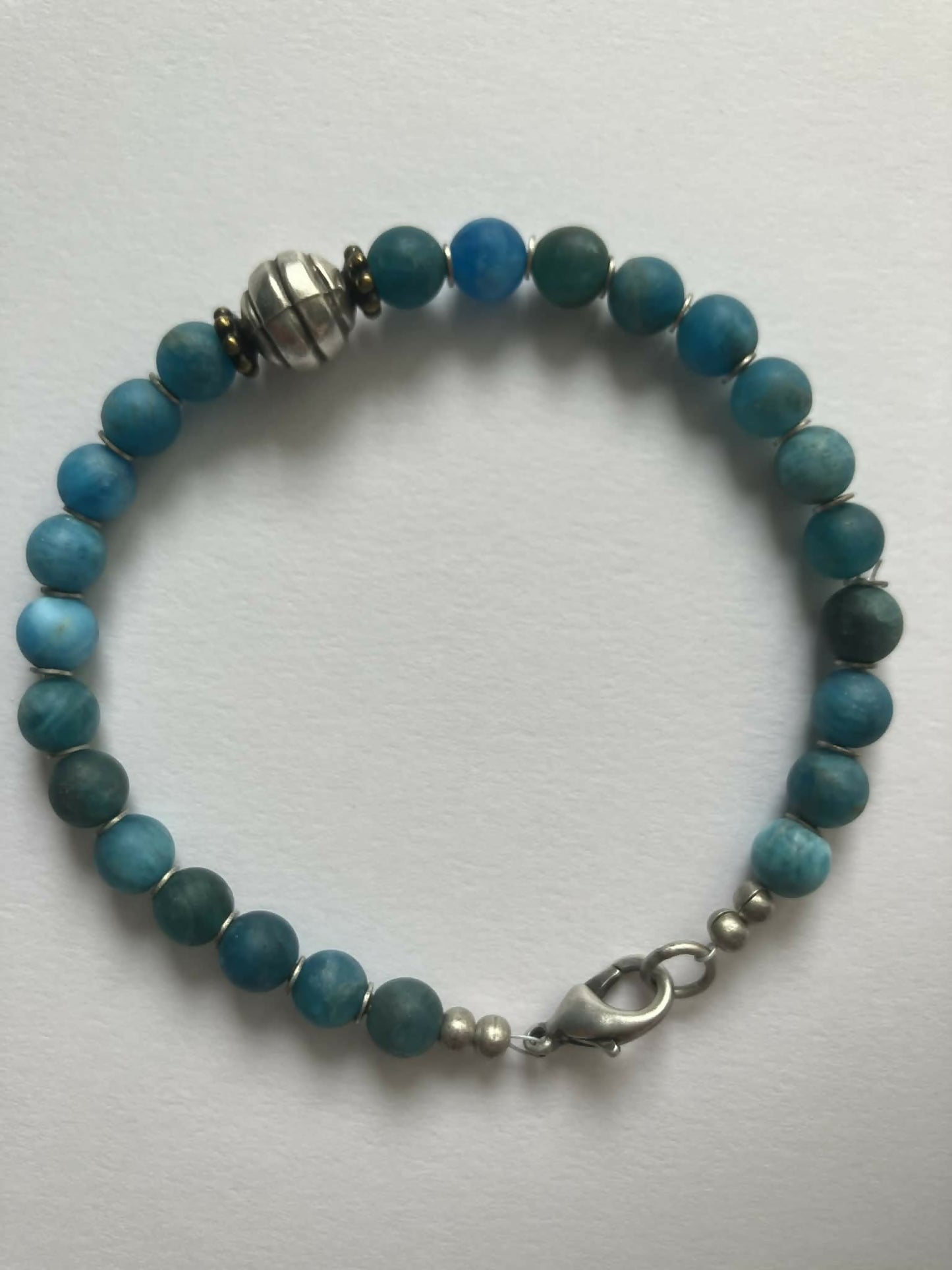 gemstone bracelet - blue apatitie