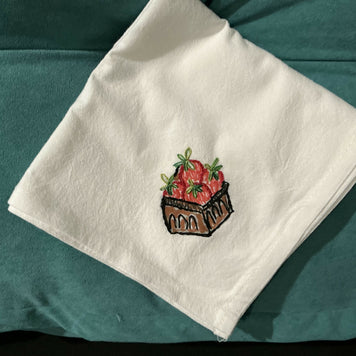 Tomato basket, large kitchen towel