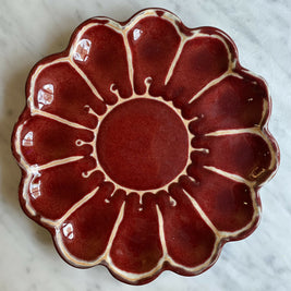 Flower shaped dish-red