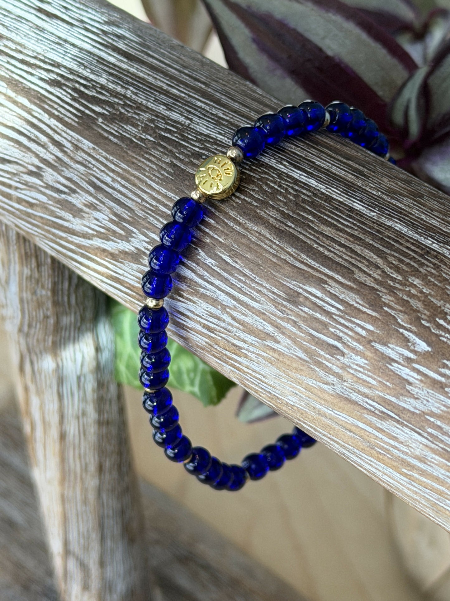 Single Bracelet Blue Glass