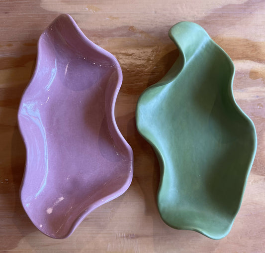 LARGE - wavy ceramic dish