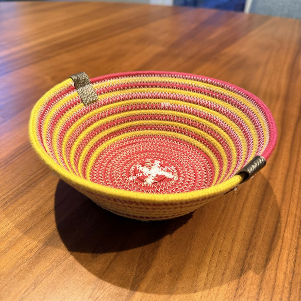 Coiled rope vessel red / yellow
