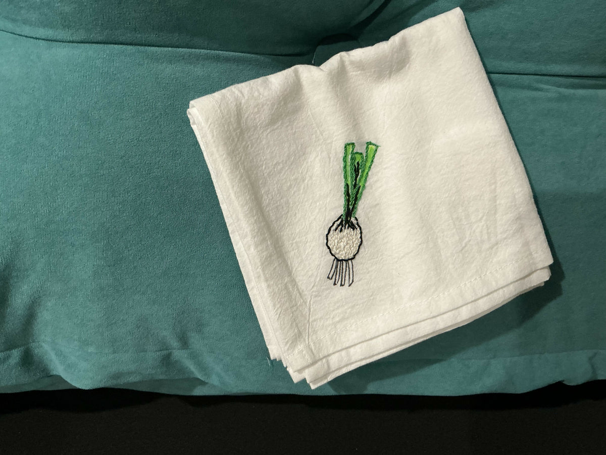 Green onion, large kitchen towel