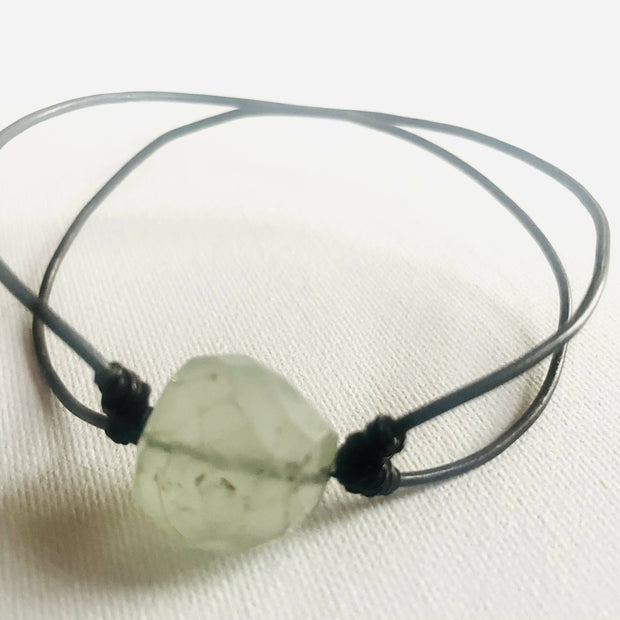 Bracelet with fluorite stone