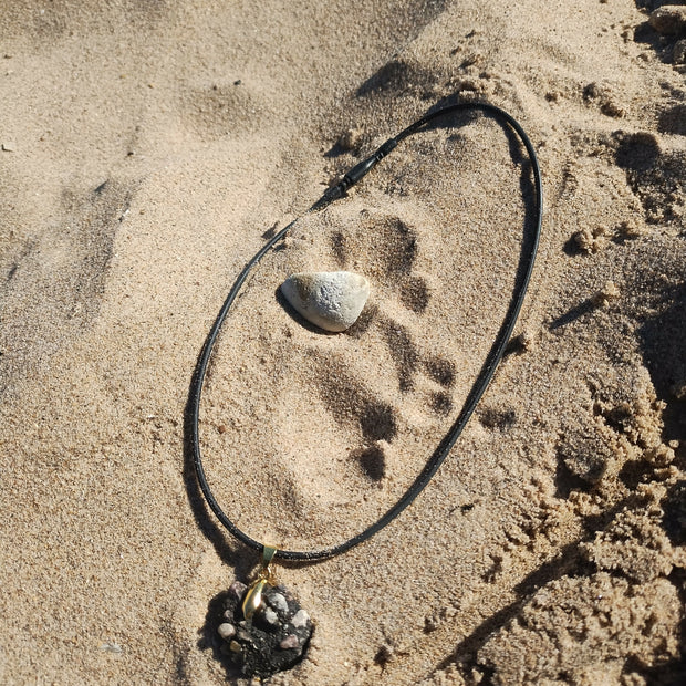 Rock matrix necklace