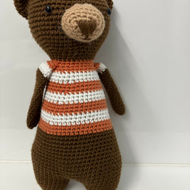 Orange T shirt bear