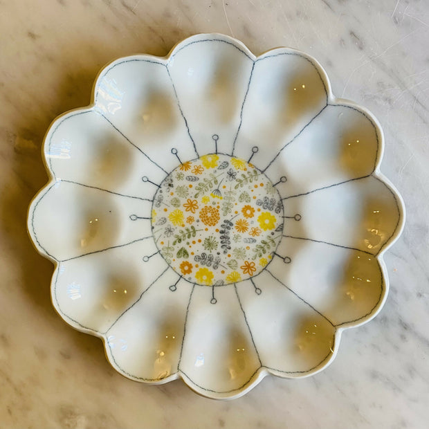 Flower shaped dish-flowers