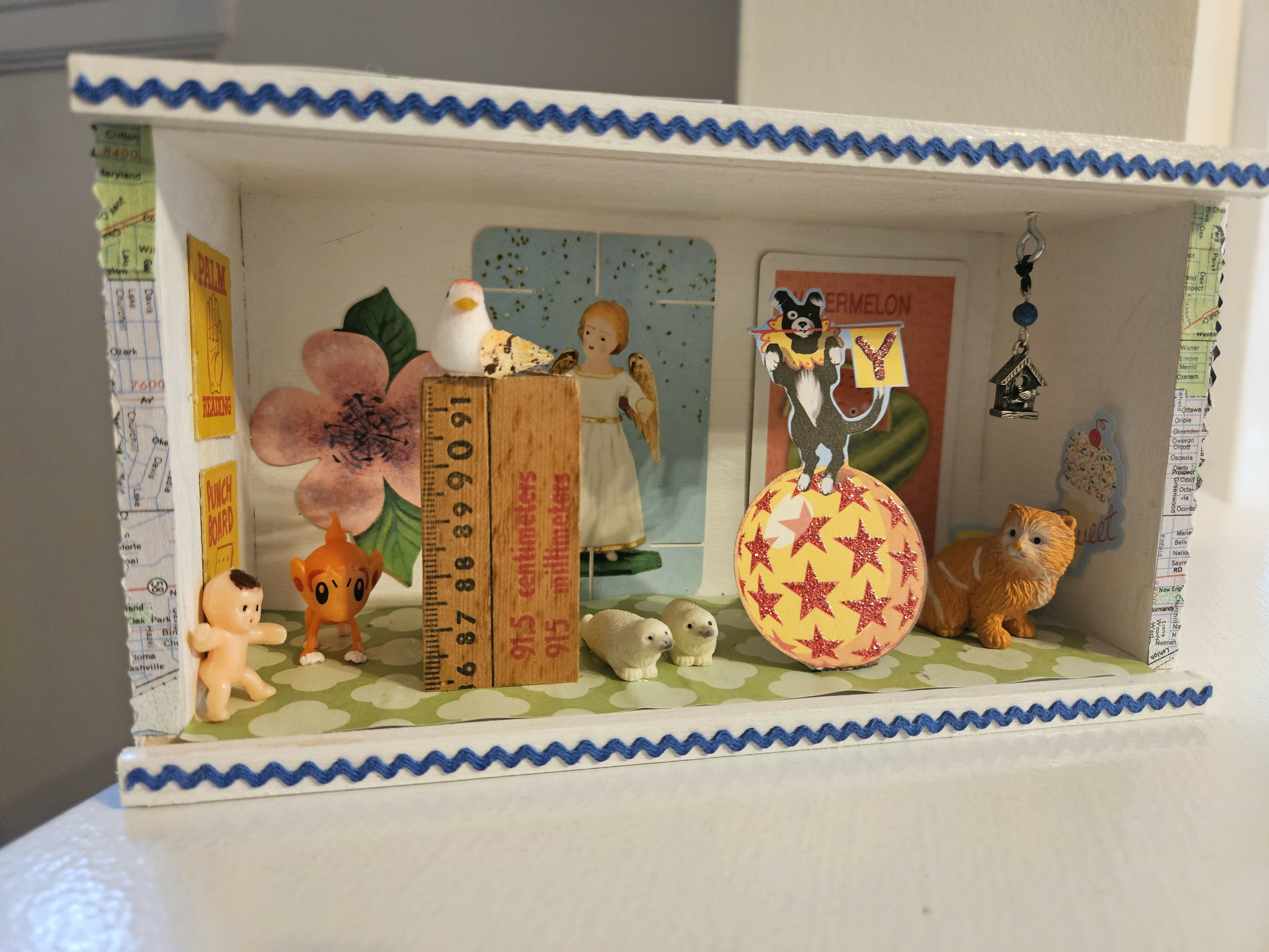 Diary Box: Dog on a Ball