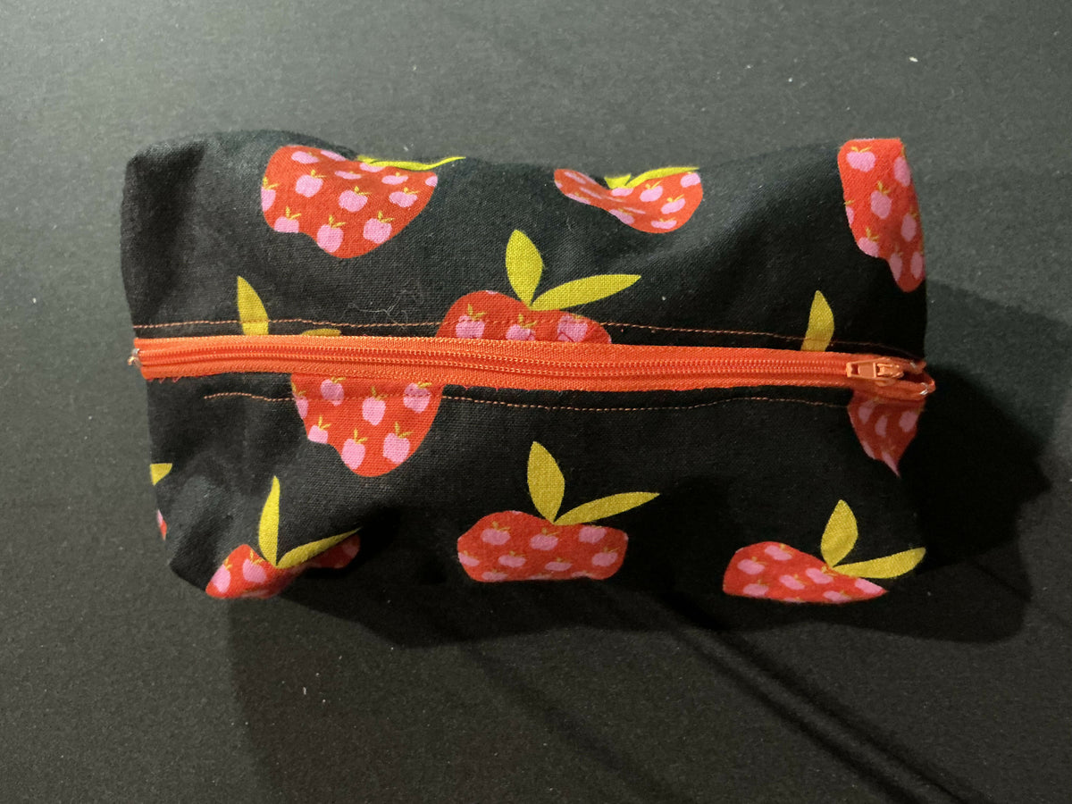 Cosmetic bag
