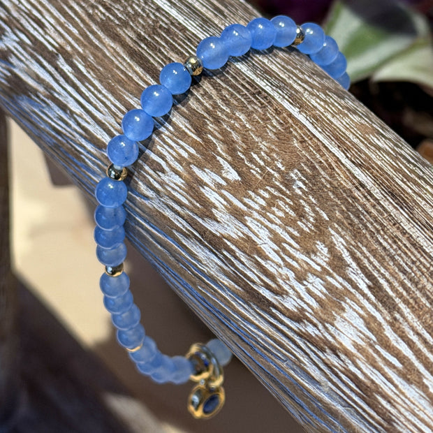 Single Bracelet Baby Blue Glass