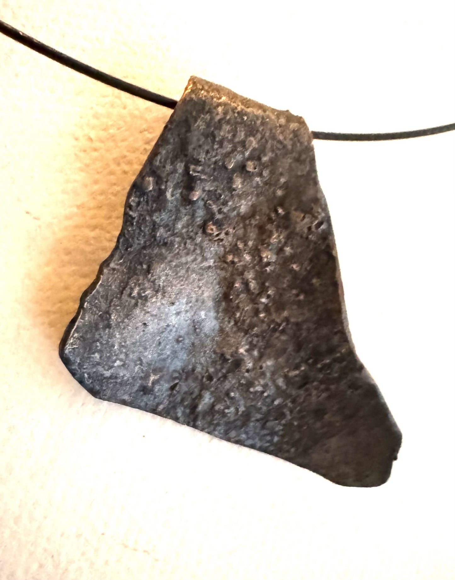 Reticulated pendants