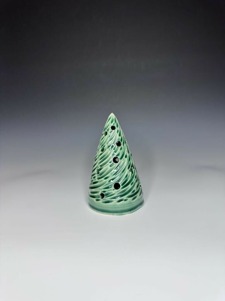 Green Xmas Tree Luminary 4