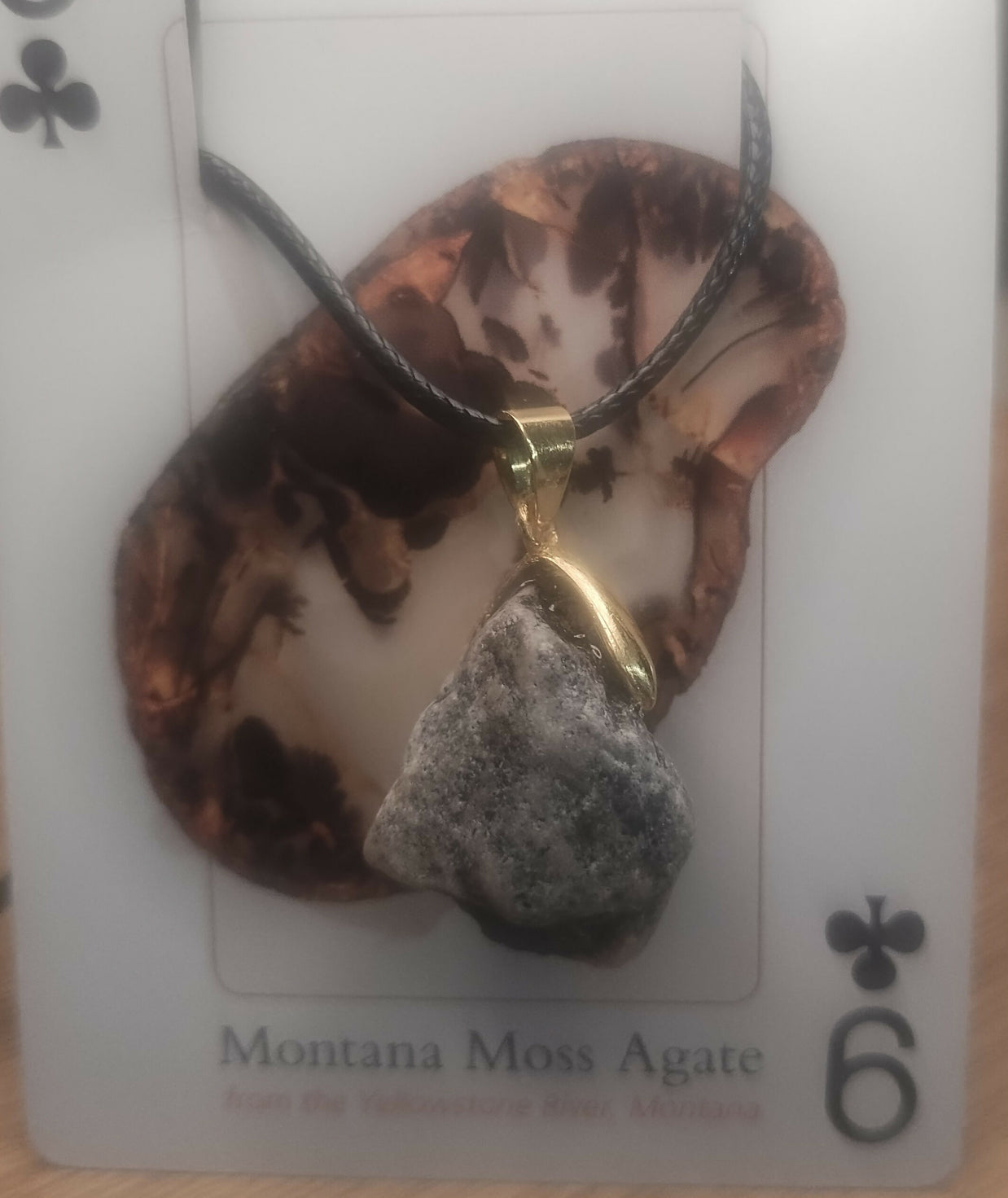 Rock crystal necklace