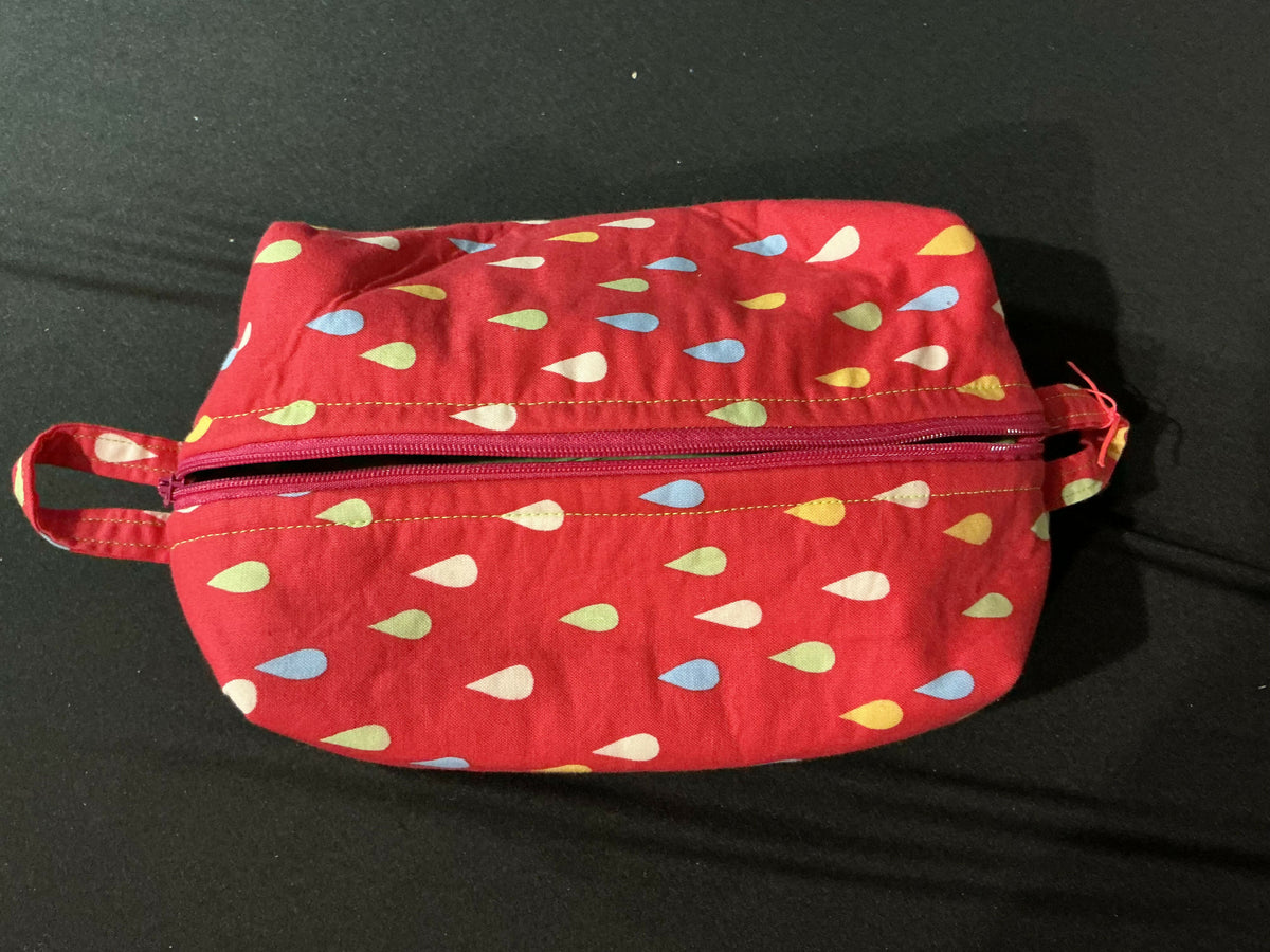Cosmetic bag