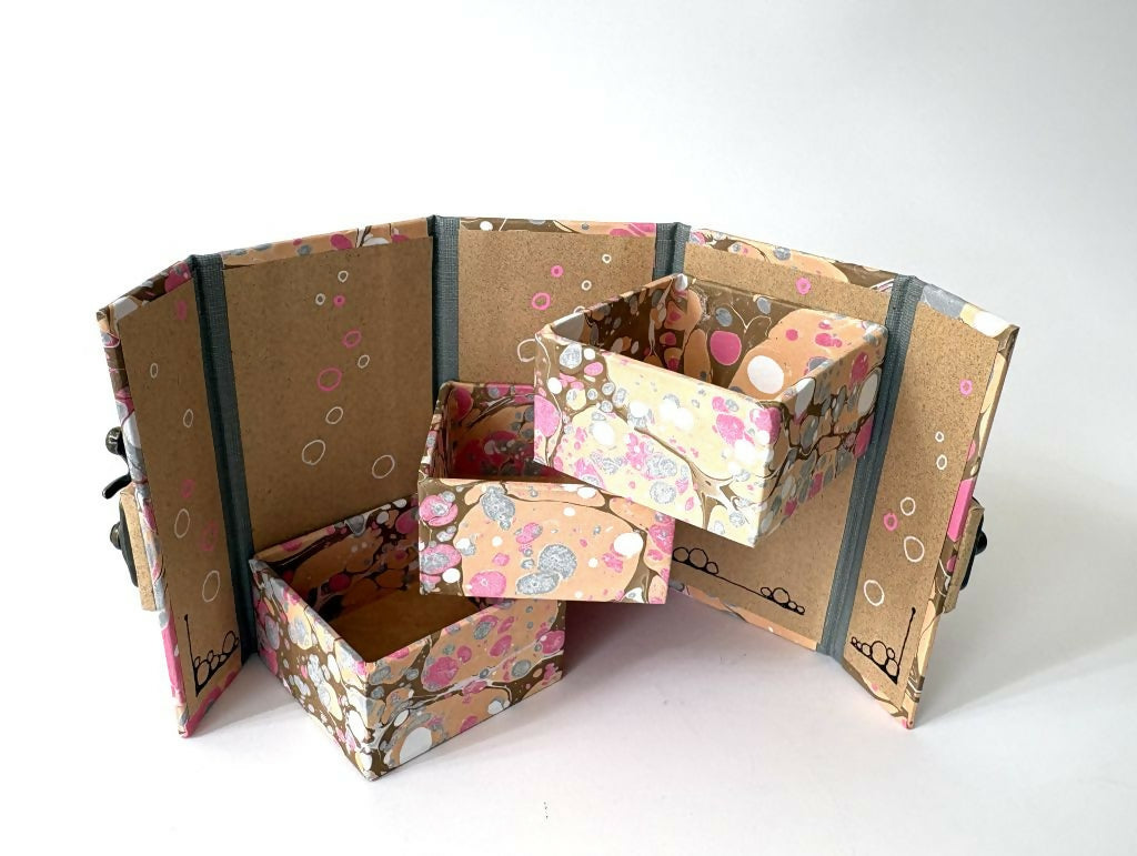 Bubbles Tower Box