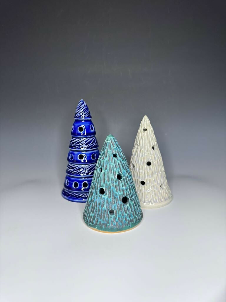 Blue Xmas Tree Luminary 1