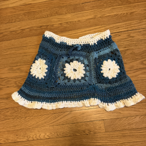 Blue daisy skirt