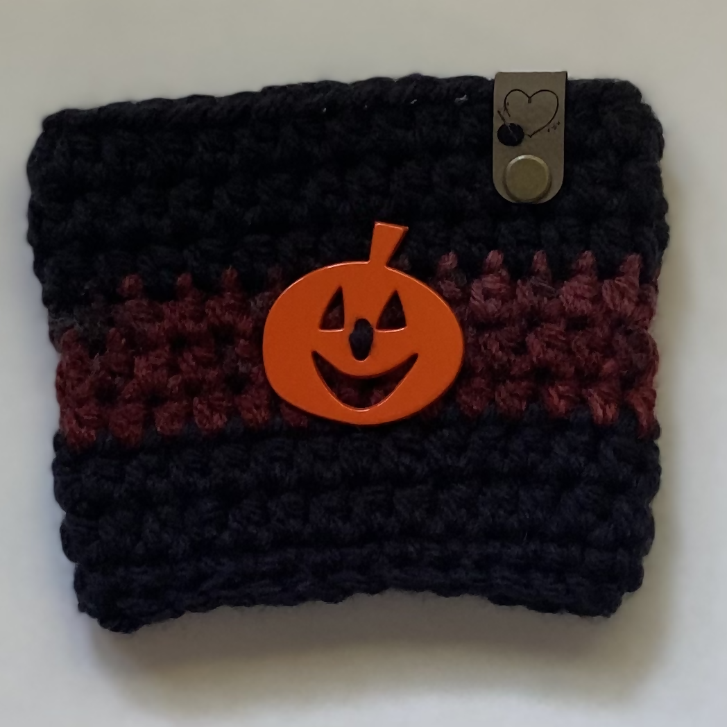 The Grinning Gourd Cup Cozy