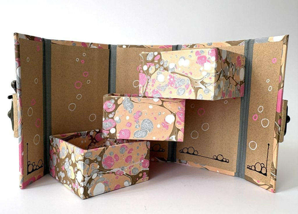 Bubbles Tower Box