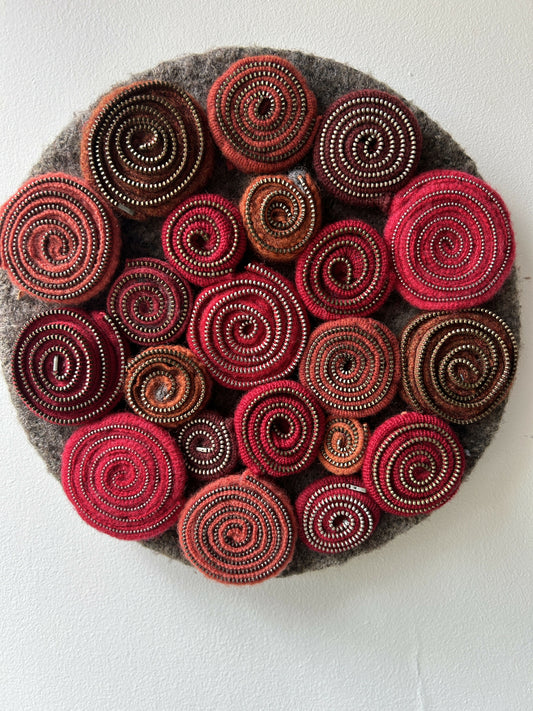 Zipper Wreath Reds