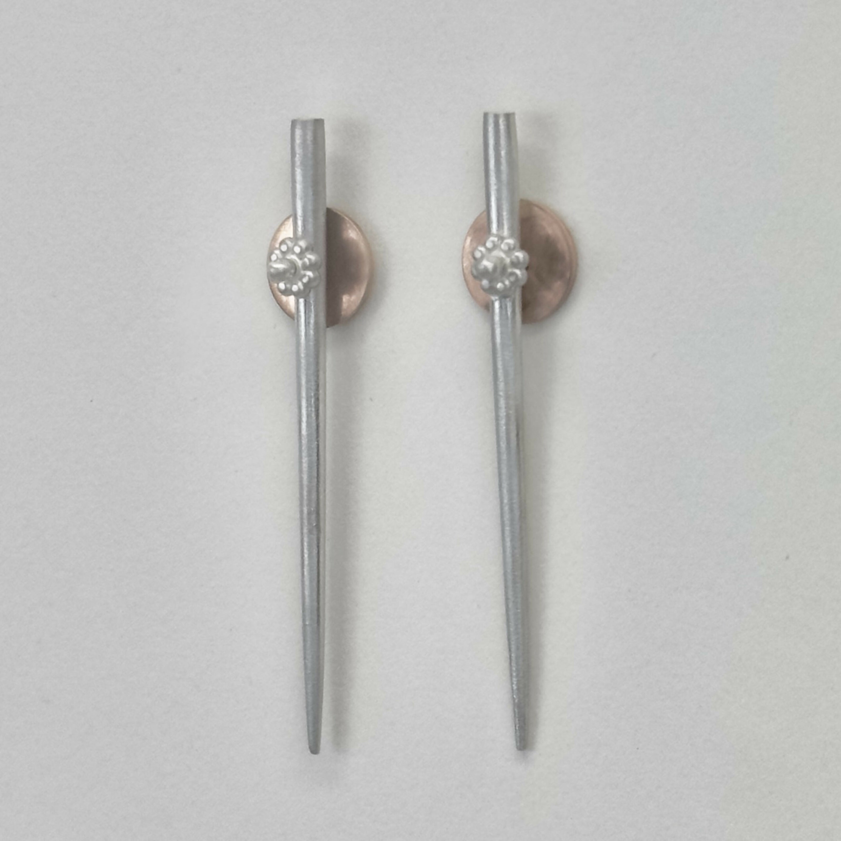 Line & Circle Earring