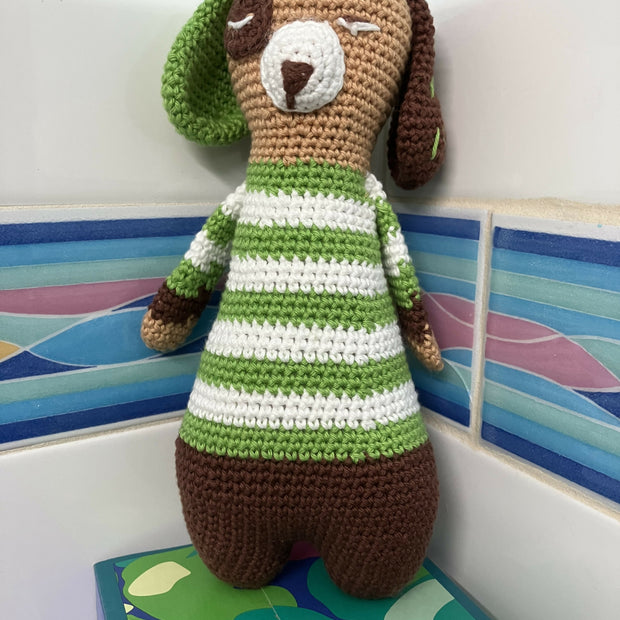 Dog with green stripe t’shirt