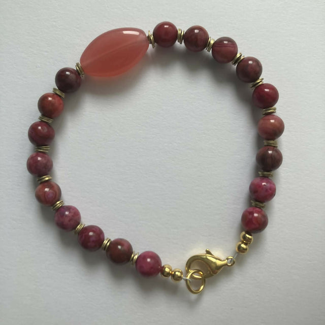 gemstone bracelet - ruby agate, vintage glass