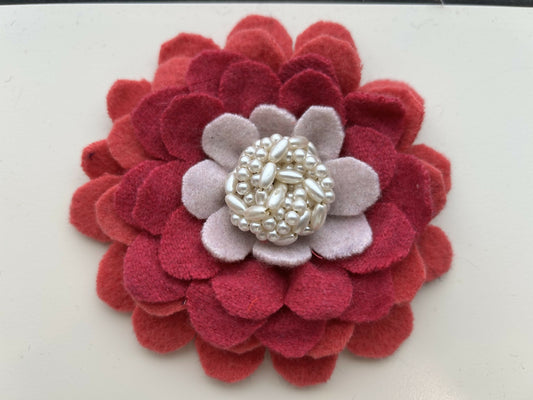 Flower Pin - Wool Brooch