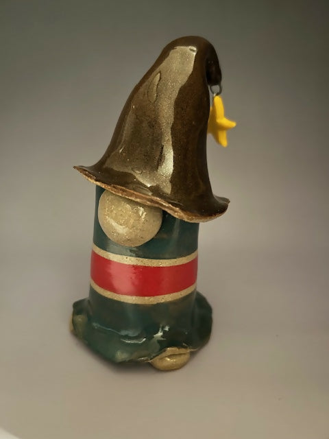 green gnome with red stripe