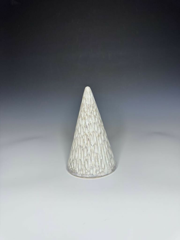 Cream Xmas Tree (not luminary)