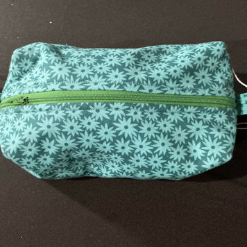 Cosmetic bag,blue floers