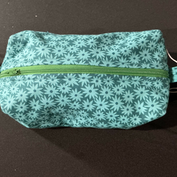 Cosmetic bag,blue floers