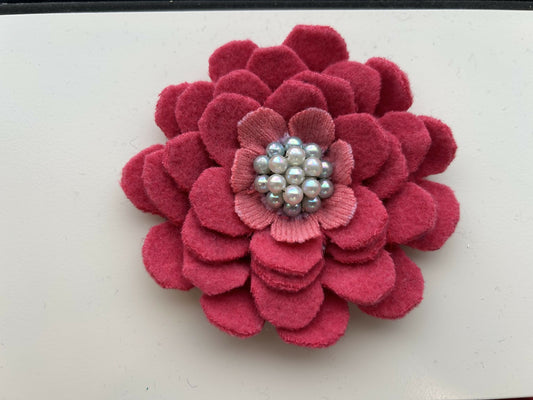 Flower Pin - Wool Brooch