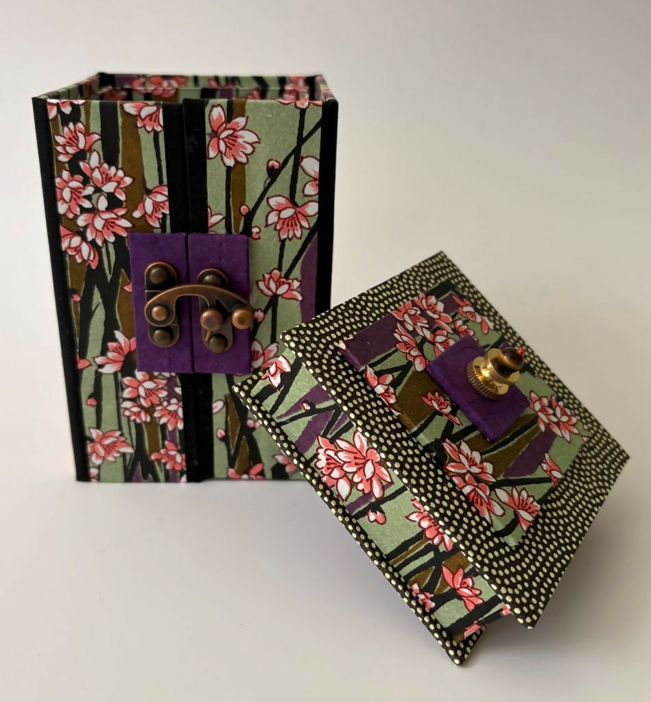 Secret Garden Tower Box