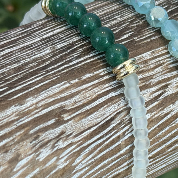 Single Bracelet Delicate Green Glass