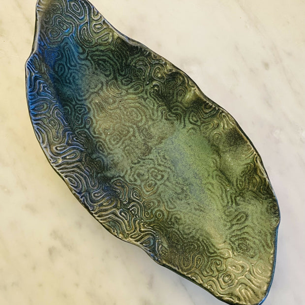 Free form dish