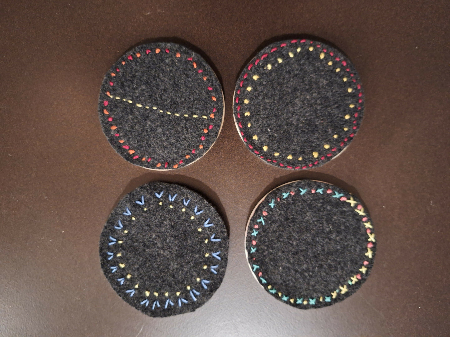 4 round coasters