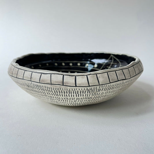 Collared Bowl (650)
