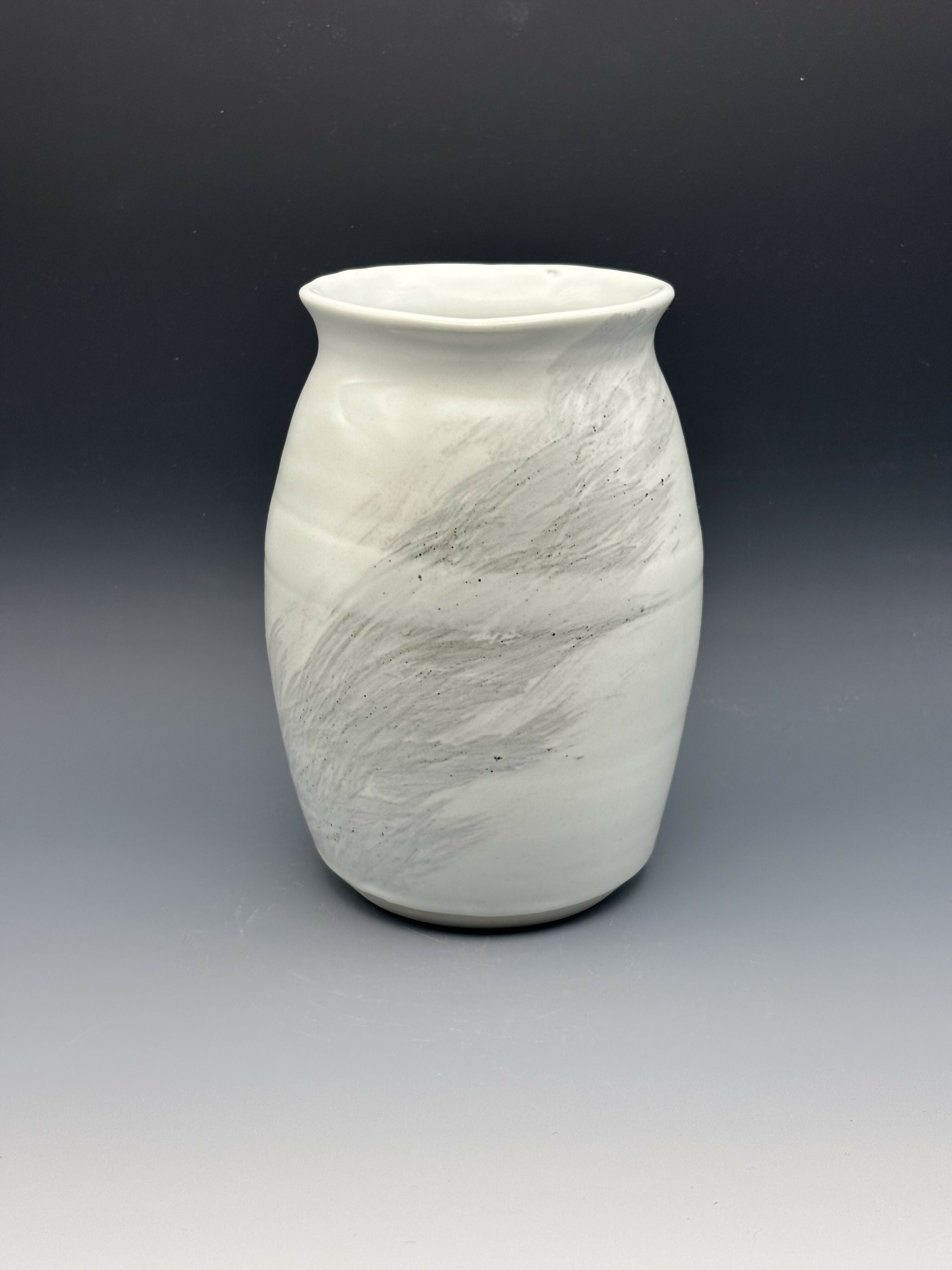 Ashen Current Vase