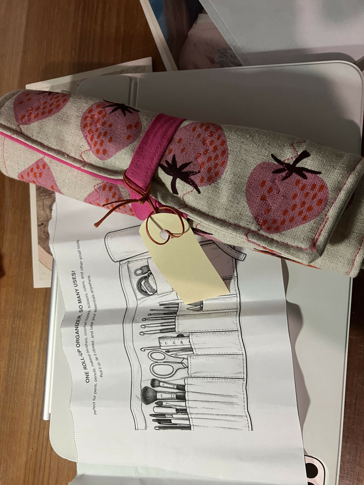 Rollie wrap/roll up pouch strawberries