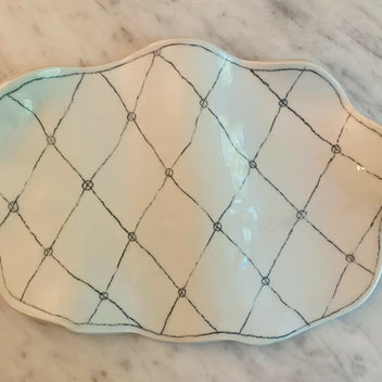 Wavy charcut. platter