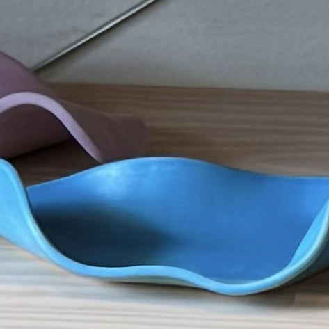 MEDIUM - wavy ceramic dish