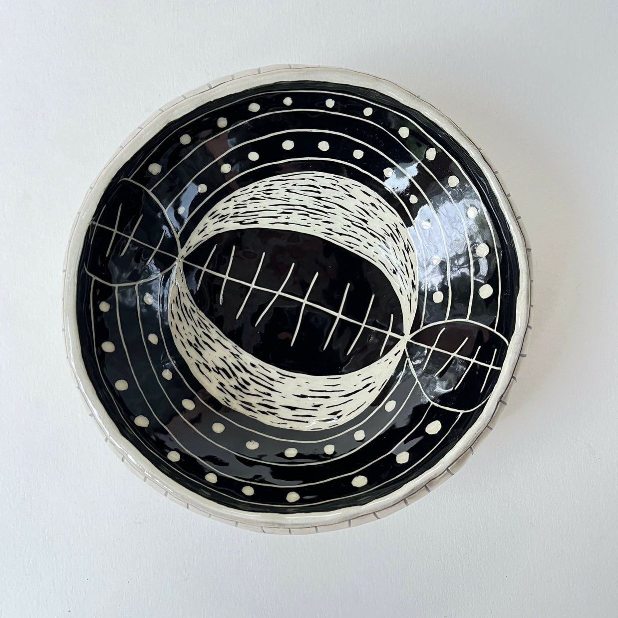 Collared Bowl (650)