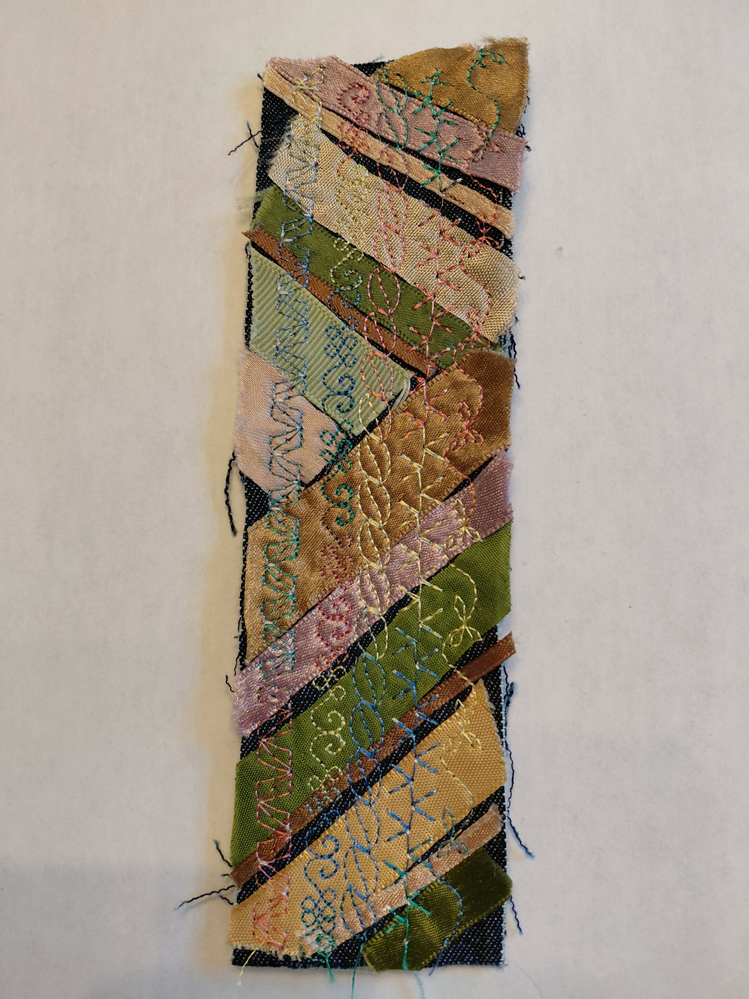 Green linear ribbon bookmark