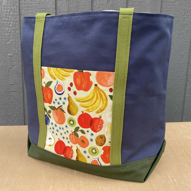 Big Tote in Fruit Market
