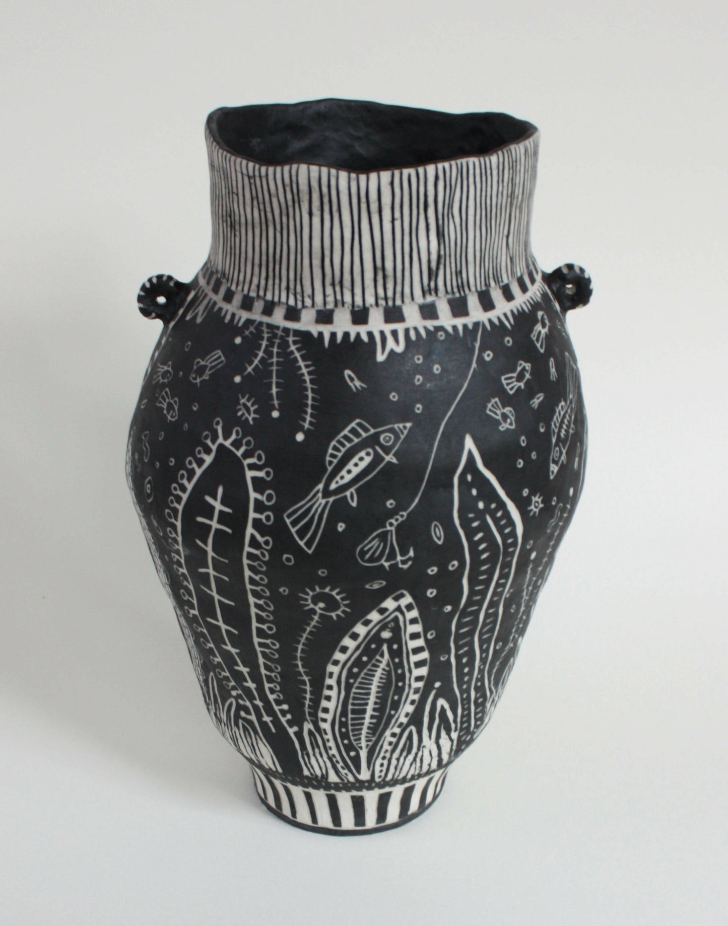 Water Life Vase (503)