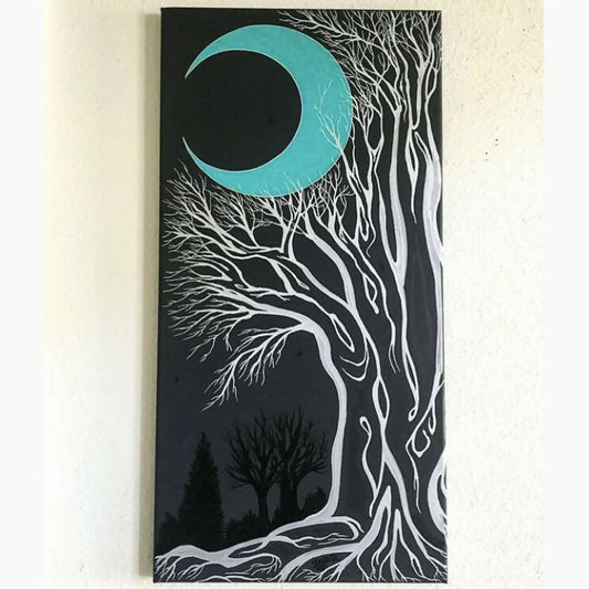 ‘Blue Moon Tree’